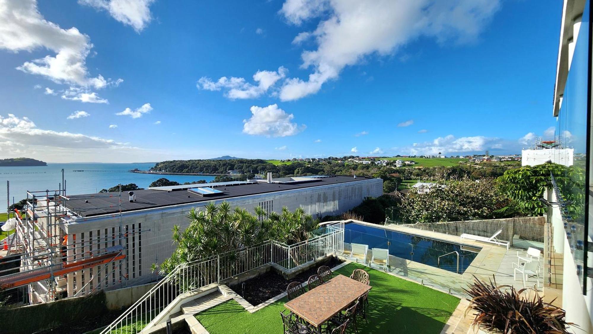 Orakei Grandeur Mansion With Sea Views & Pool Auckland Exterior foto