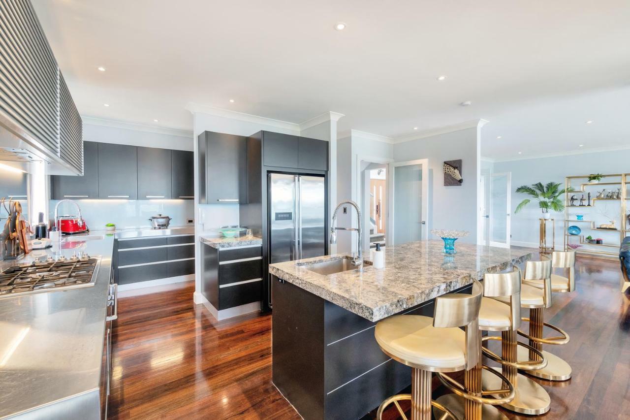 Orakei Grandeur Mansion With Sea Views & Pool Auckland Exterior foto